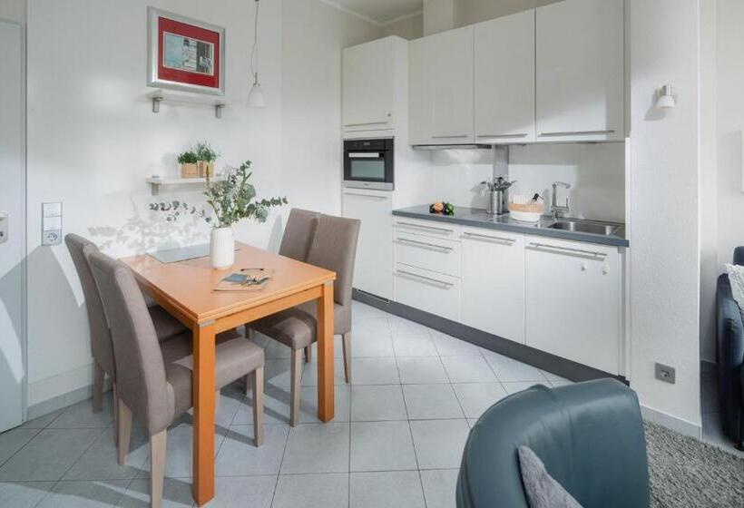 Regina Maris, Wohnung 1