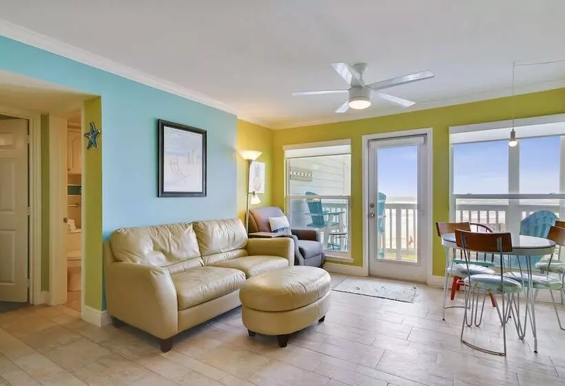 Seascape 1206   Pineapple Paradise