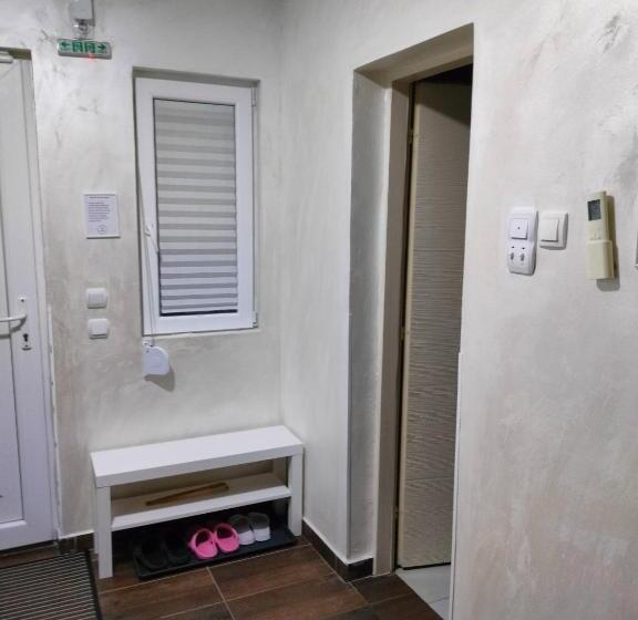 A1 Airport Belgrade Apartment