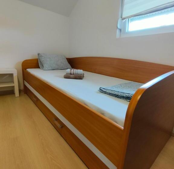 A1 Airport Belgrade Apartment