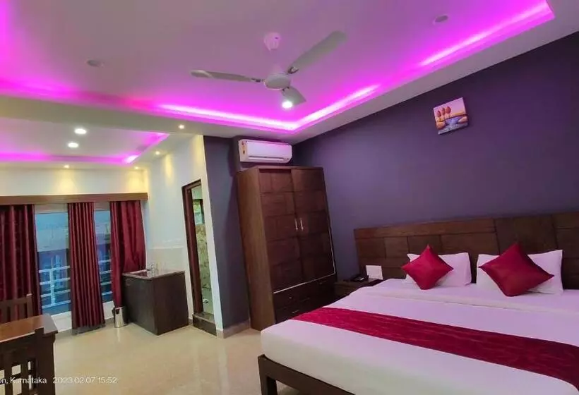ホテル Coorg Ashok Palace