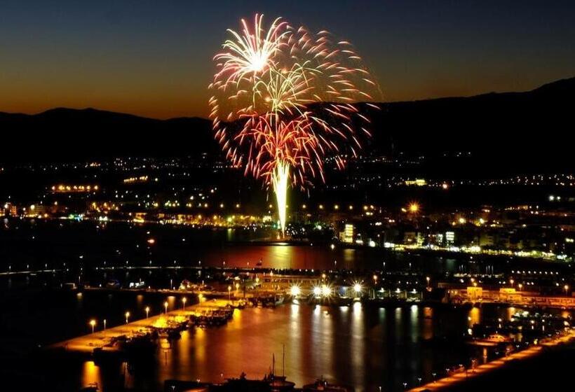 호텔 H Bella Mar Roses