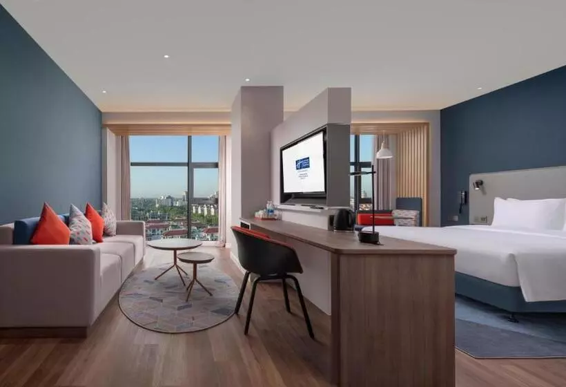 Hotelli Holiday Inn Express Shanghai Qingpu New City, An Ihg
