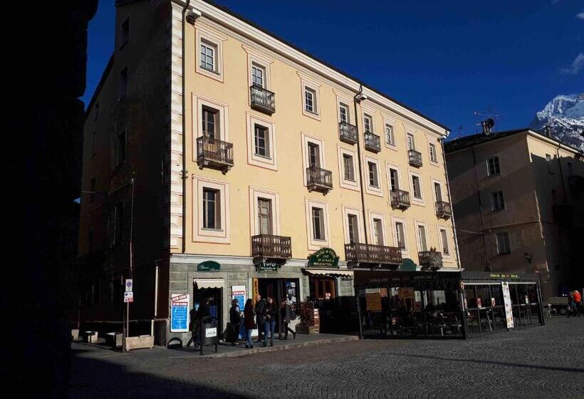 Les Fleuves   Buthier   Alloggio Ad Uso Turistico   Vda   Aosta   N 0115