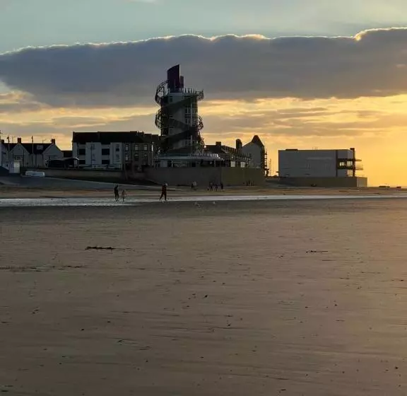 Normanby Raybould House