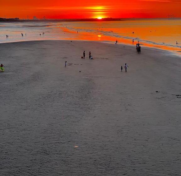 Normanby Raybould House