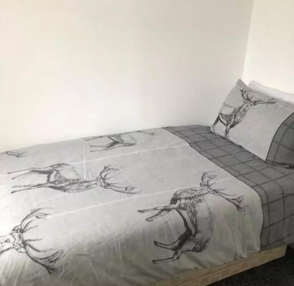 Normanby Raybould House