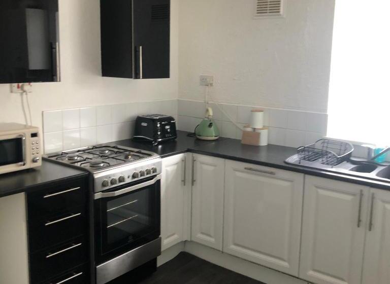 Normanby Raybould House