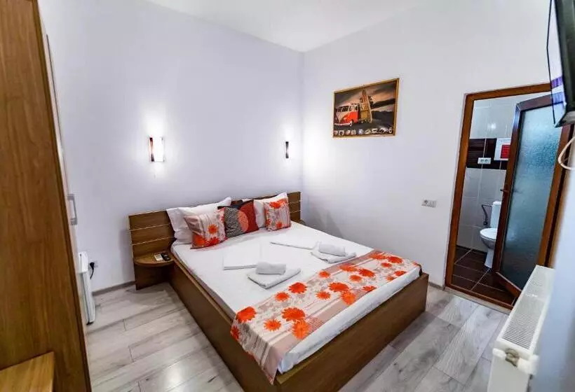 پانسیون Casa Amelie Mangalia