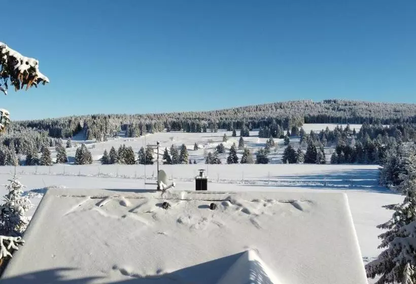 Roubenka Na Jelení Hoře