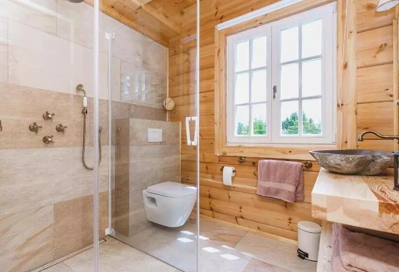 Roubenka Na Jelení Hoře