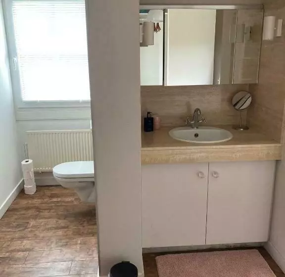 Rustig Appartement In Het Groen Met Terras