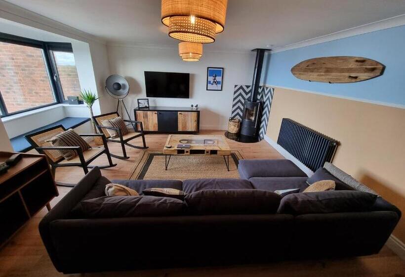 Salt & Surf Sea Views In Saltburn