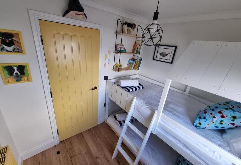 Salt & Surf Sea Views In Saltburn