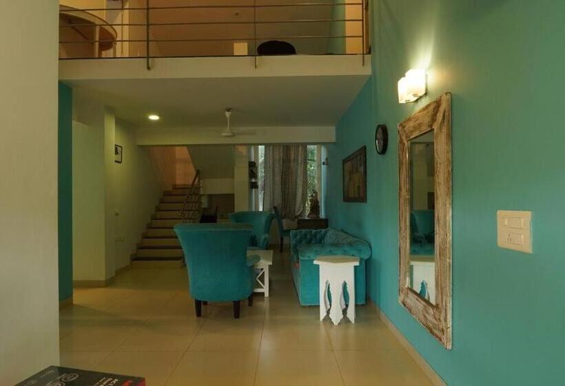 The High By Le Pension Stays