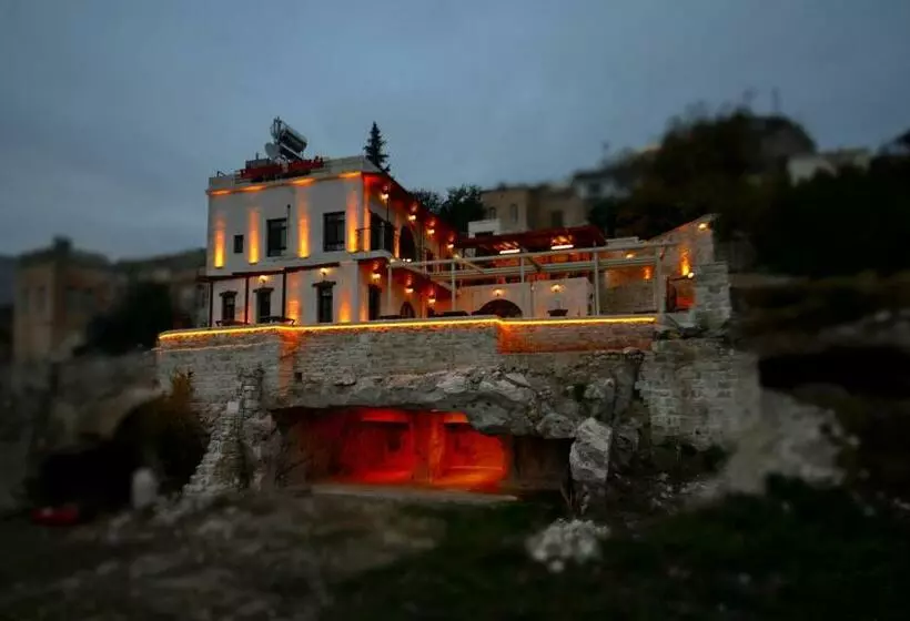 Türkmen Konagi Halfeti̇ Buti̇k Otel