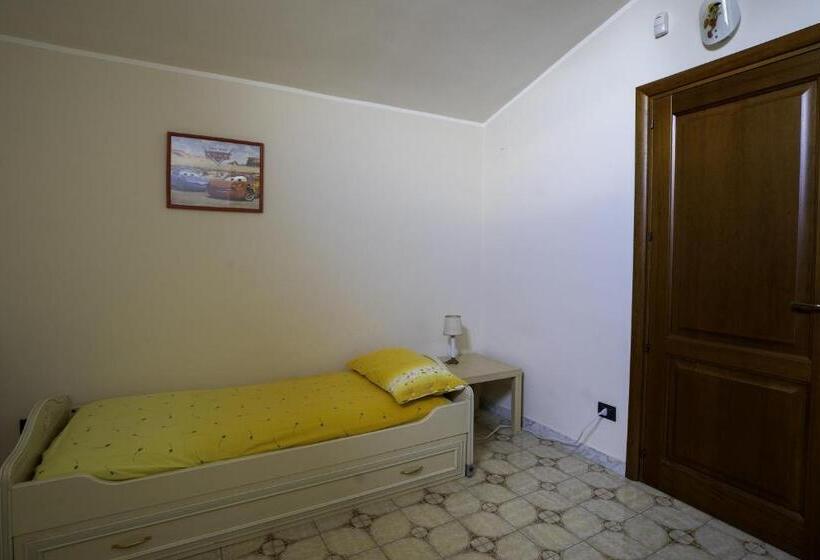 Villa Sara Sull Etna Con Piscina