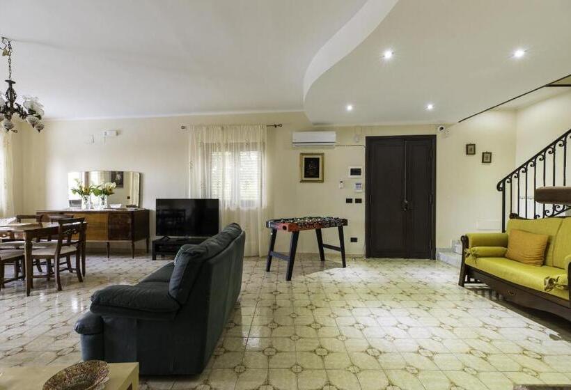 Villa Sara Sull Etna Con Piscina