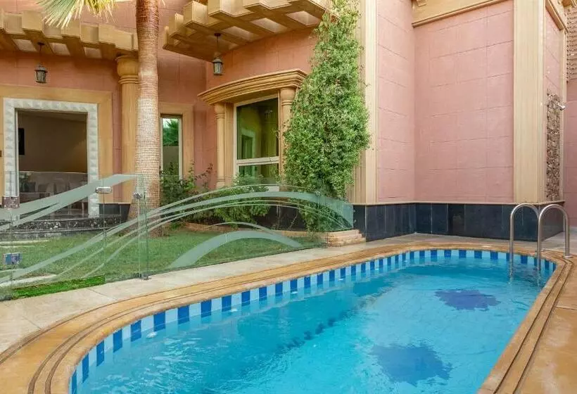 Hotelli Laguna Vista Buraydah