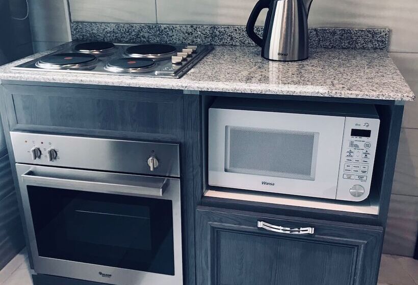 هتل Atlantis Suites