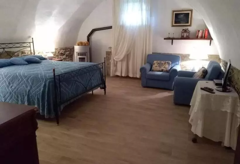 پانسیون Castello Di Casallia