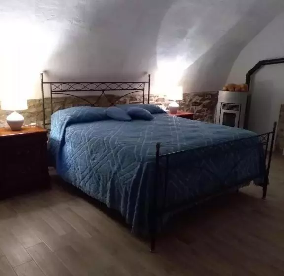 پانسیون Castello Di Casallia