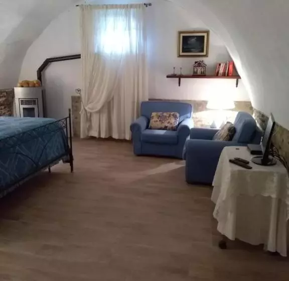 پانسیون Castello Di Casallia
