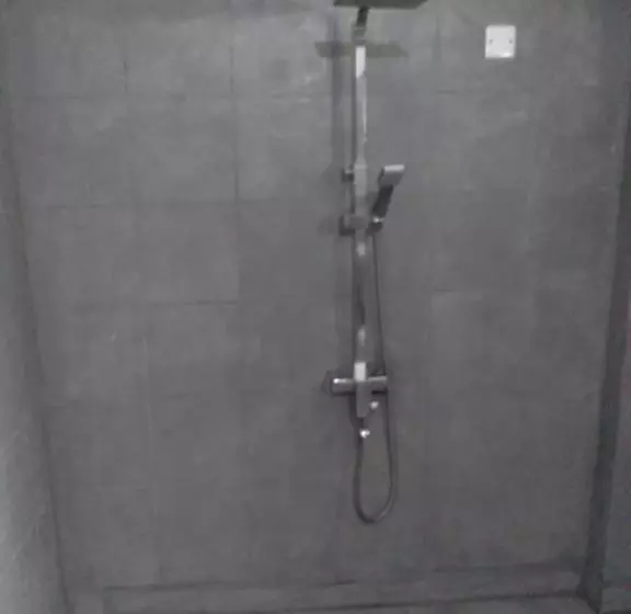 پانسیون Home In The Island