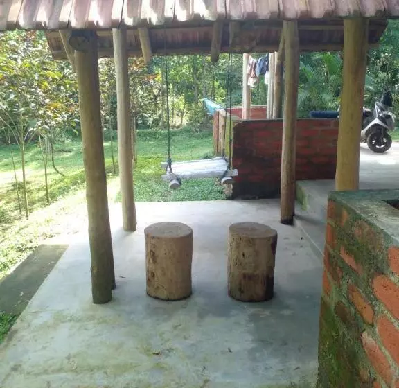 پانسیون Home In The Island