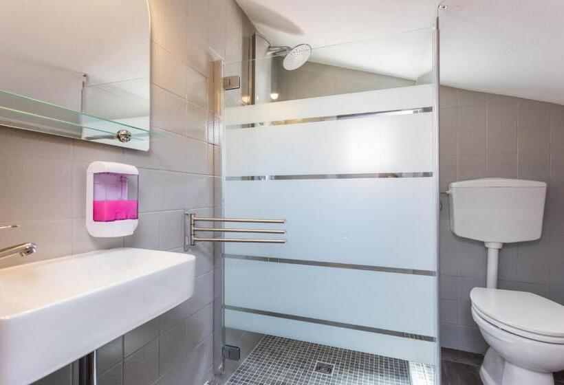 پانسیون Safari Beach Guest House