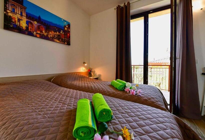 بنسيون Welcome Traveller Divine Cécile