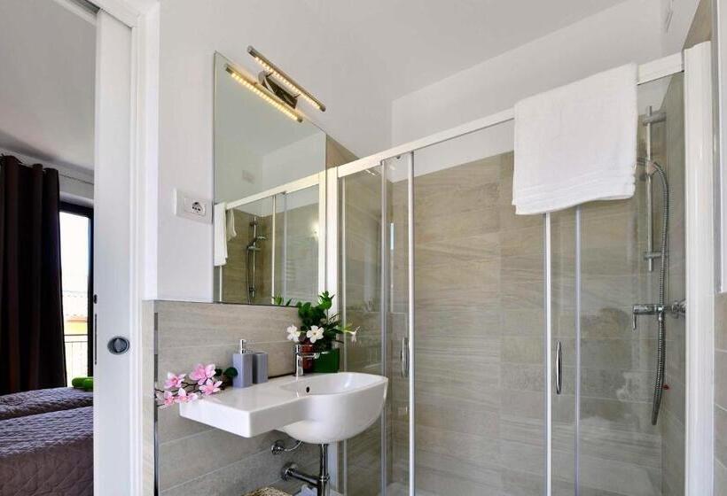 بنسيون Welcome Traveller Divine Cécile