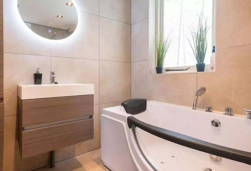 Coco Wellness Bungalow