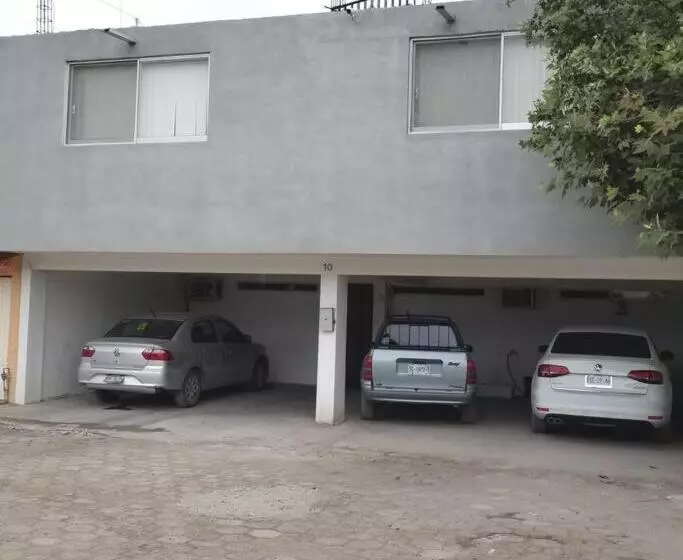 Depab Privado, Centrico,wifi 80 Mb ,aire Acondicionado ,cocina, Cochera Techada