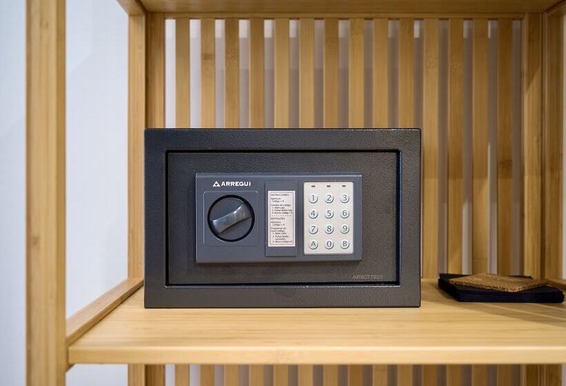 ホテル Emeté & Coworking By Airnest