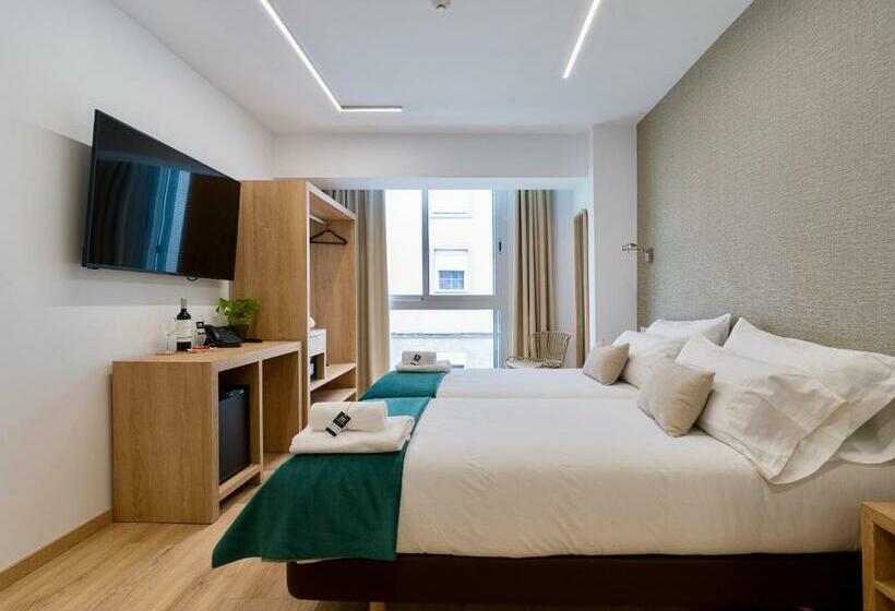 ホテル Emeté & Coworking By Airnest