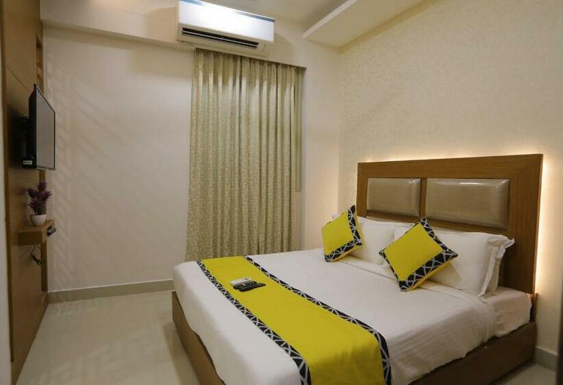 Greens Suite   Business Class Hotel   Opposite Ripon Building