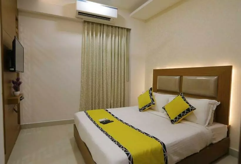 Greens Suite   Business Class Hotel   Opposite Ripon Building