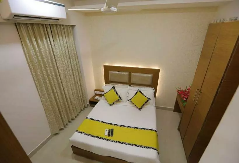 Greens Suite   Business Class Hotel   Opposite Ripon Building