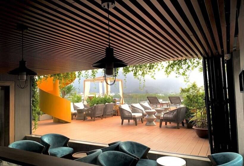 هتل The Mystery Con Dao