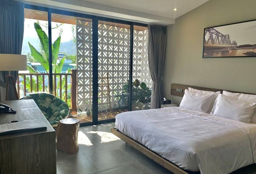 هتل The Mystery Con Dao