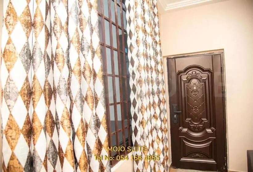 Mojo Apartment, Tema