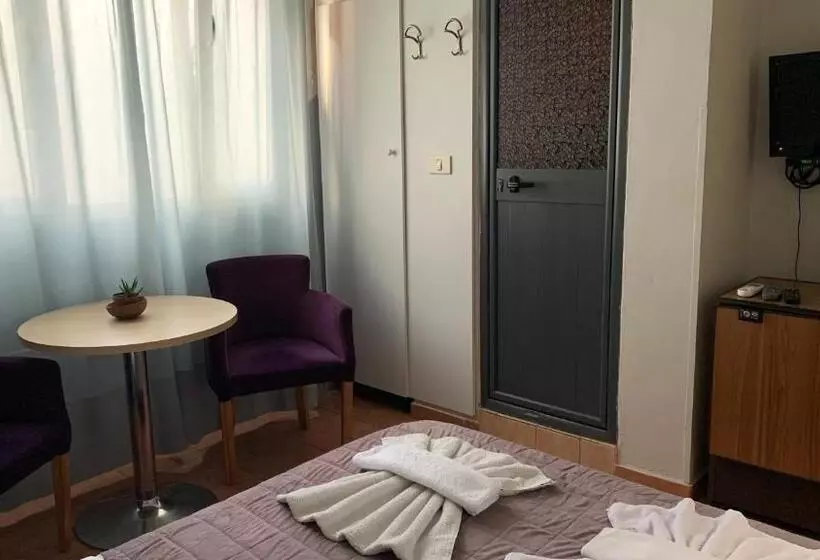 پانسیون Guest House De Rada