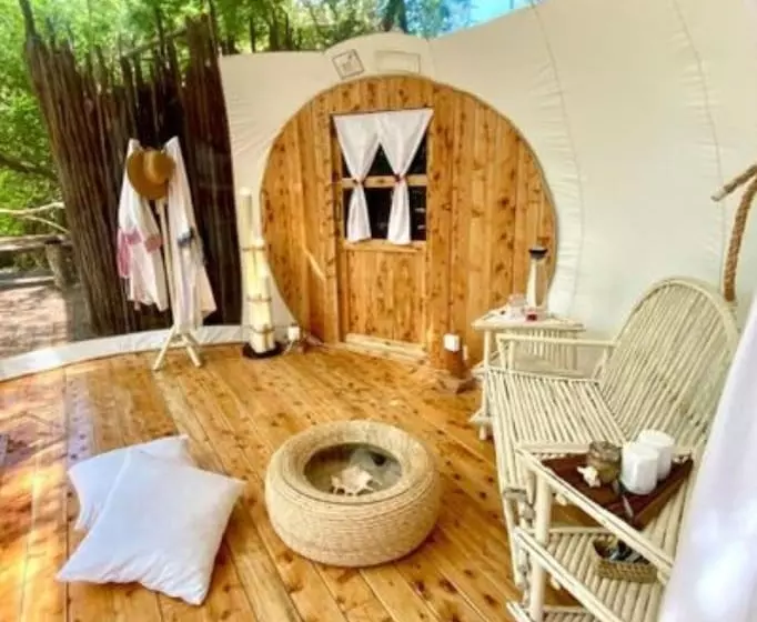 پانسیون Rock And Sea Resort, Imperial Banda 1 Pax   Glamping
