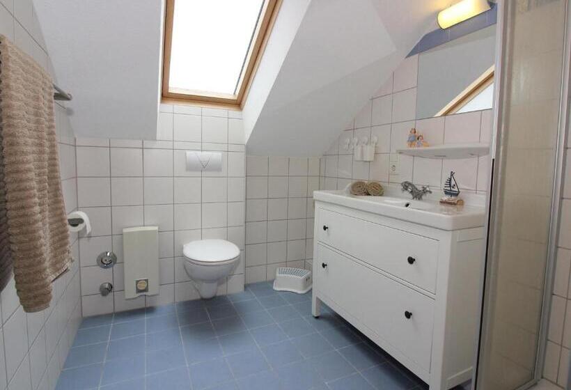 Seepark Burhave Reetdachhaus 3