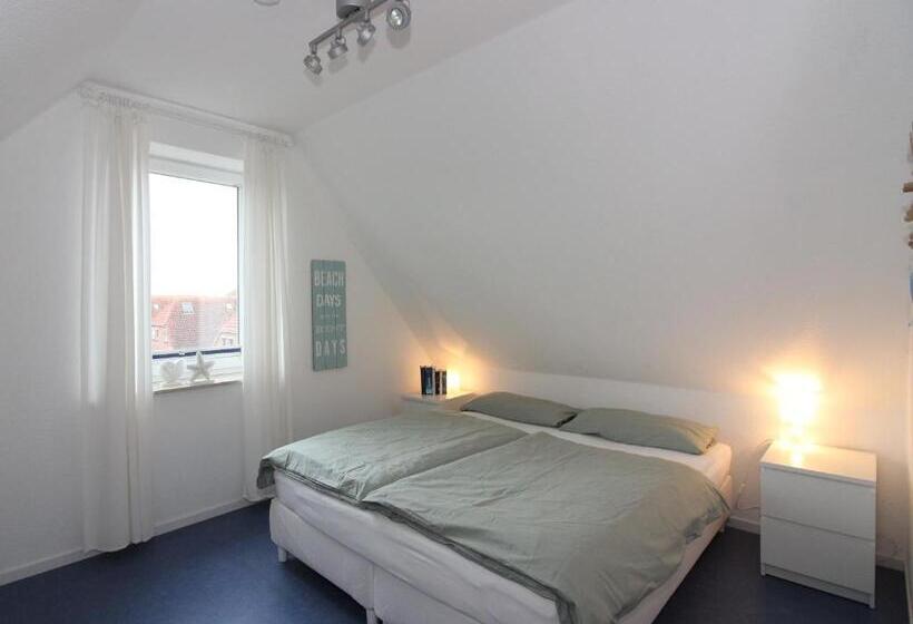 Seepark Burhave Reetdachhaus 3