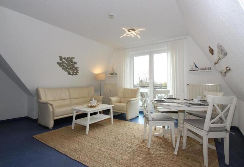 Seepark Burhave Reetdachhaus 3