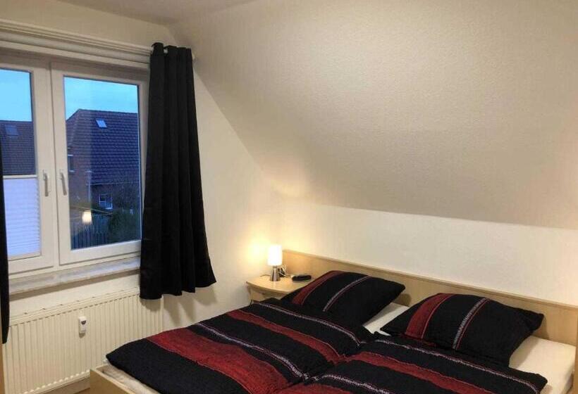 Seepark Burhave Reetdachhaus 3