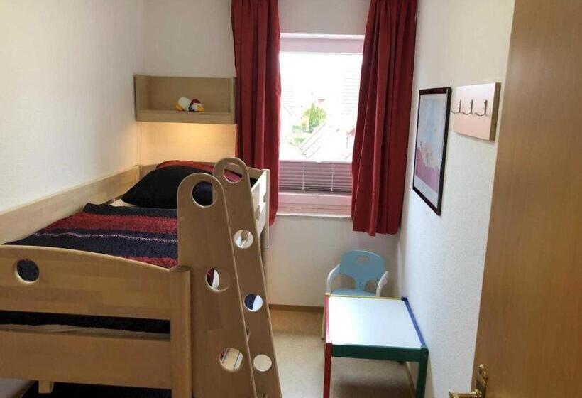 Seepark Burhave Reetdachhaus 3