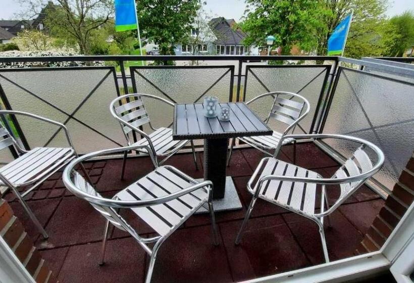 Seepark Burhave Reetdachhaus 3